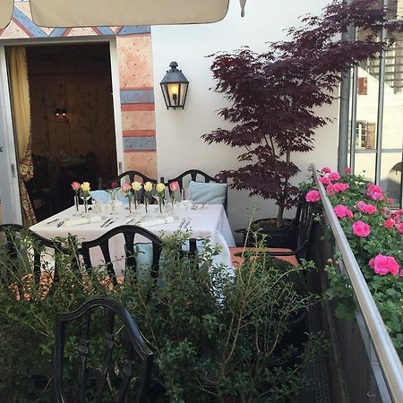 Hotel Weiss Kreuz Malans מראה חיצוני תמונה