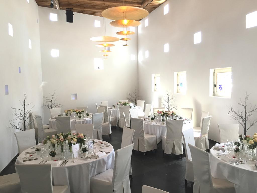 Hotel Weiss Kreuz Malans מראה חיצוני תמונה